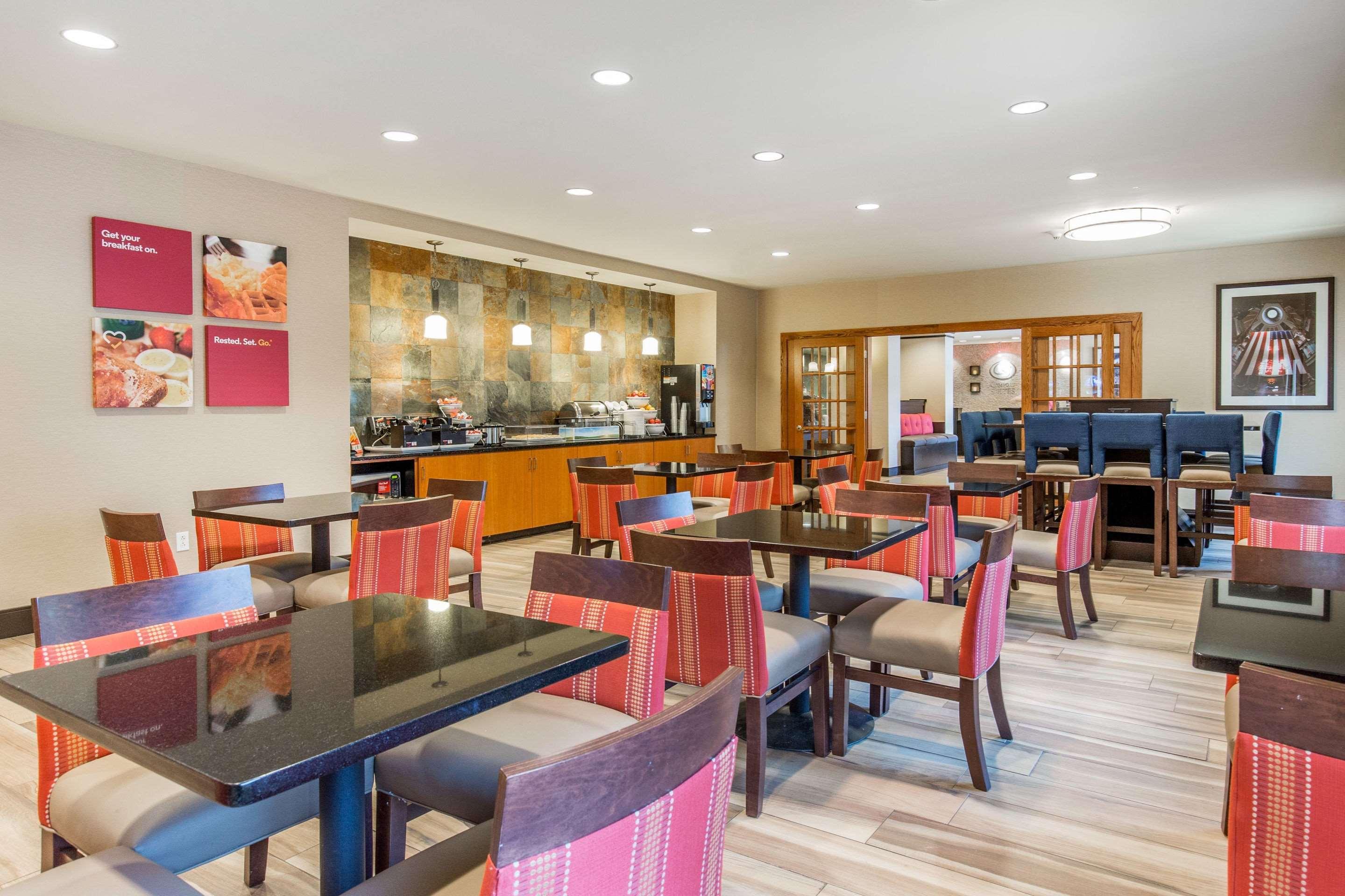 Comfort Suites Fairview Heights Exteriör bild