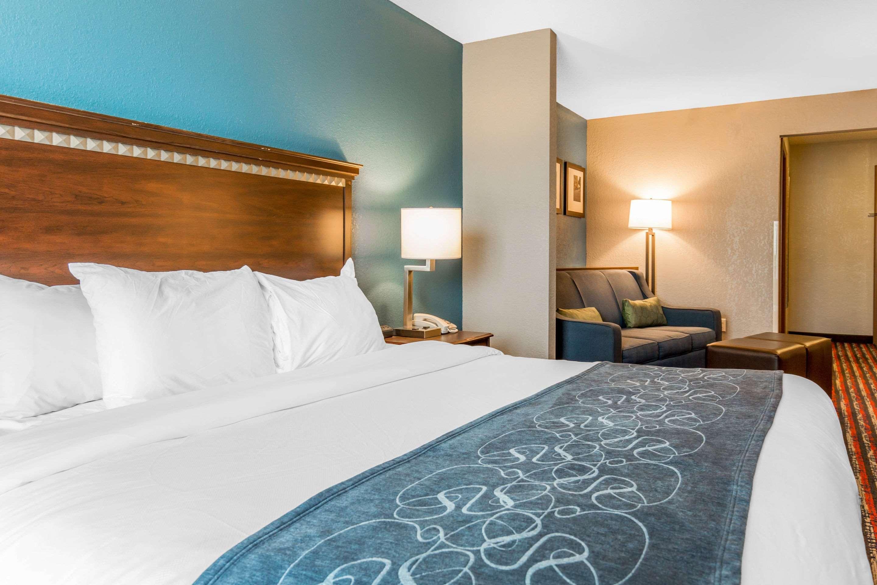 Comfort Suites Fairview Heights Exteriör bild