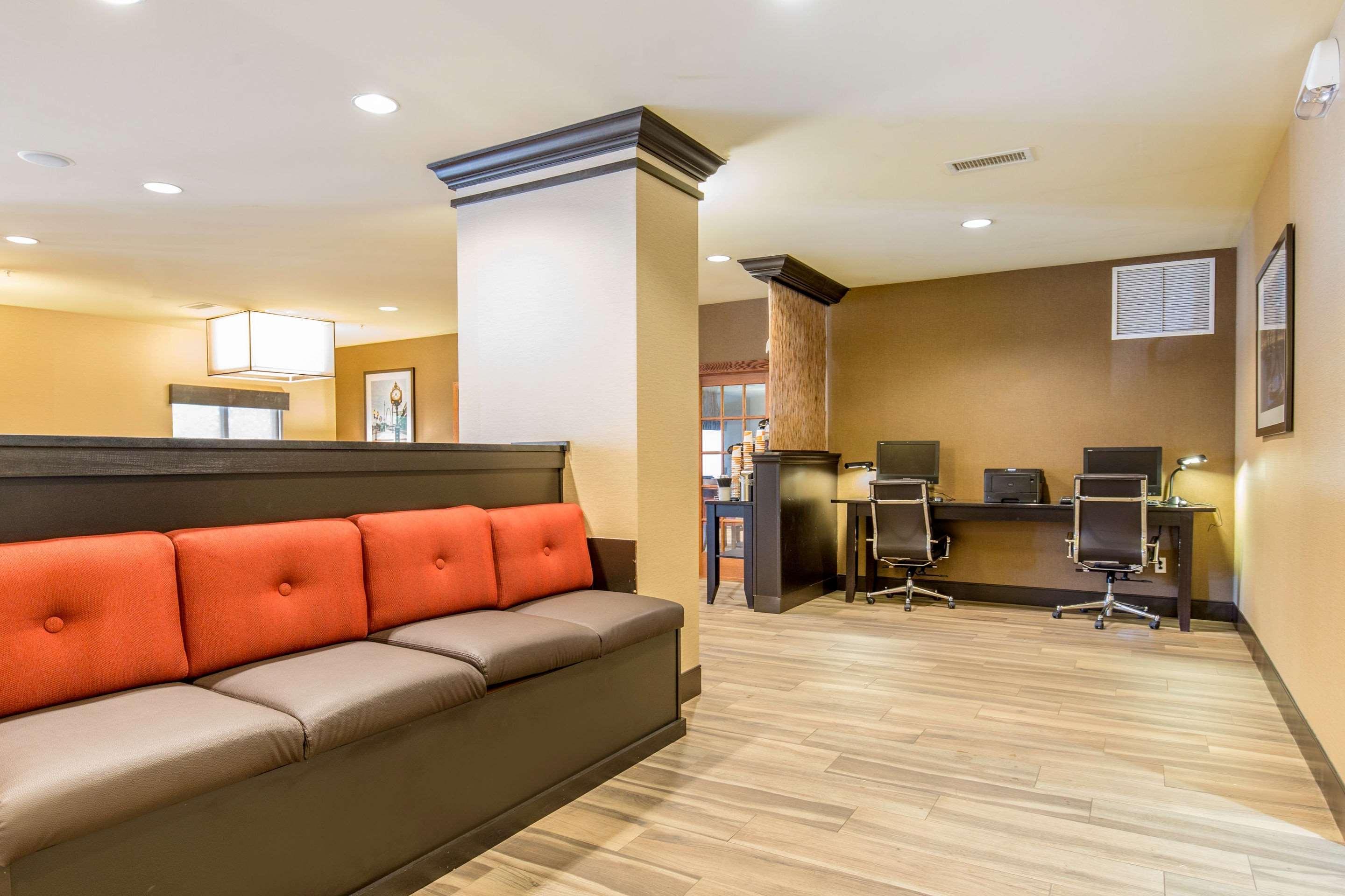 Comfort Suites Fairview Heights Exteriör bild