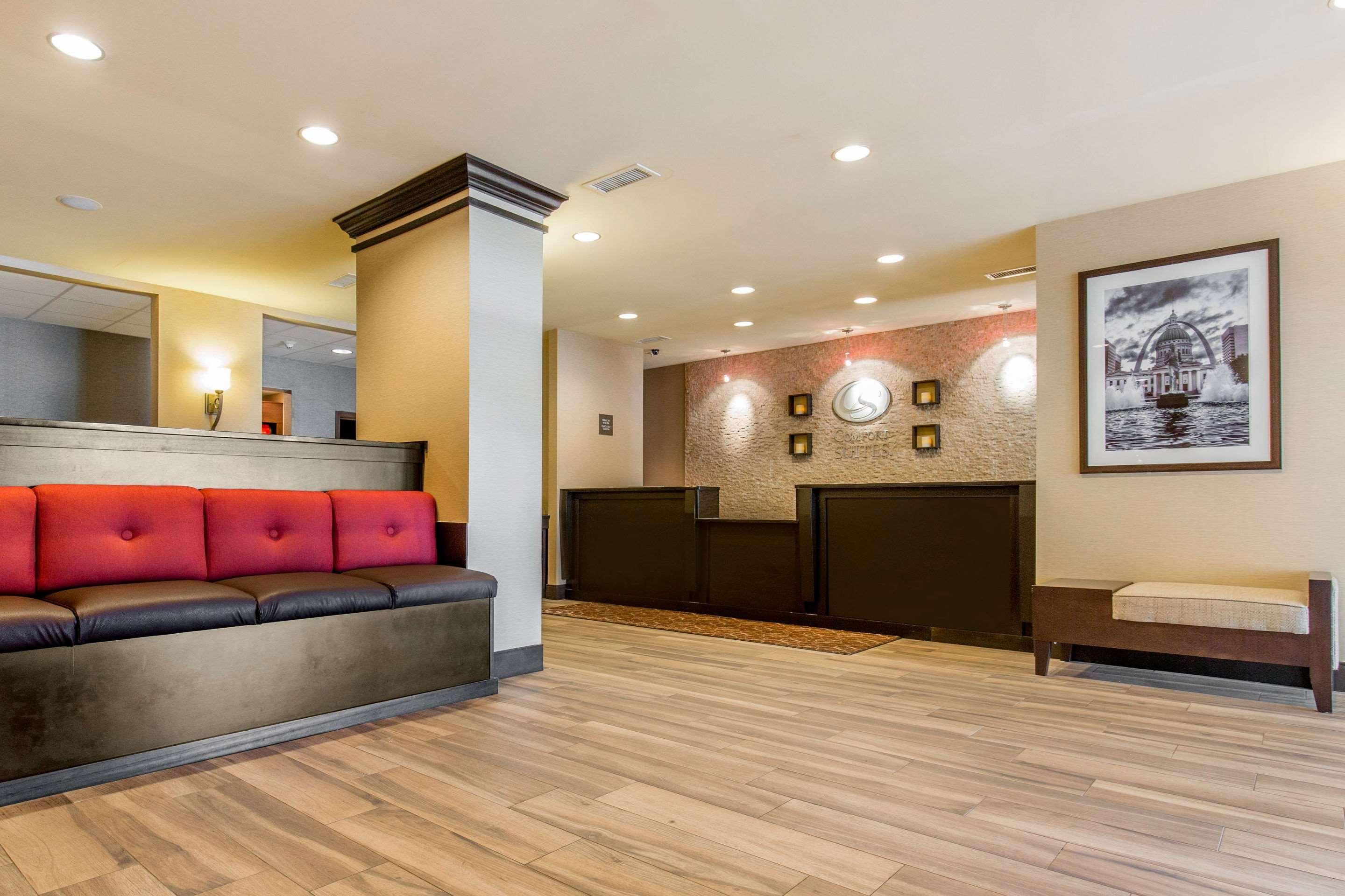 Comfort Suites Fairview Heights Exteriör bild